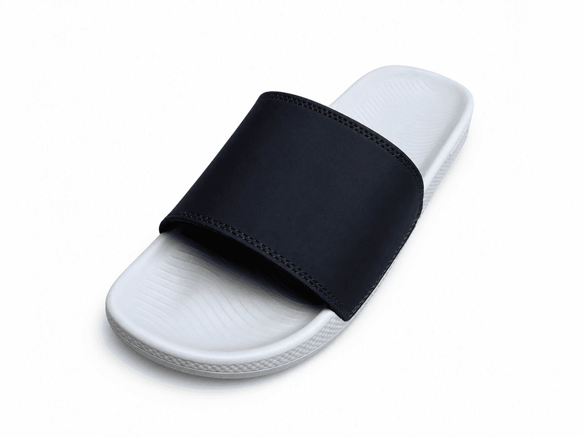 Contrast Upper-and-Sole Casual Slide